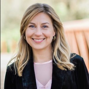 Meet your Posher, Amy